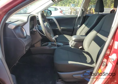 2018 Toyota Rav4 Le z USA, uszkodzony, nr VIN 2T3ZFREV0JW495196